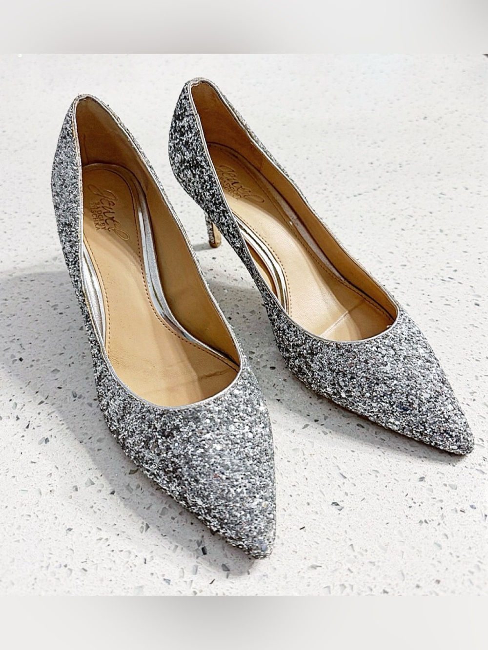 Jewel Badgley Mischka Heels Silver Glitter Size 8 Pointed Toe Pumps - Picture 2 of 12